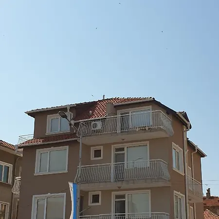 Taligarov Guest house 3*