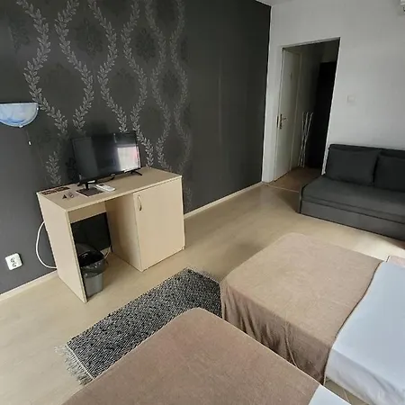 Taligarov Gæstehus 3*